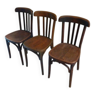 3 turned wooden chairs