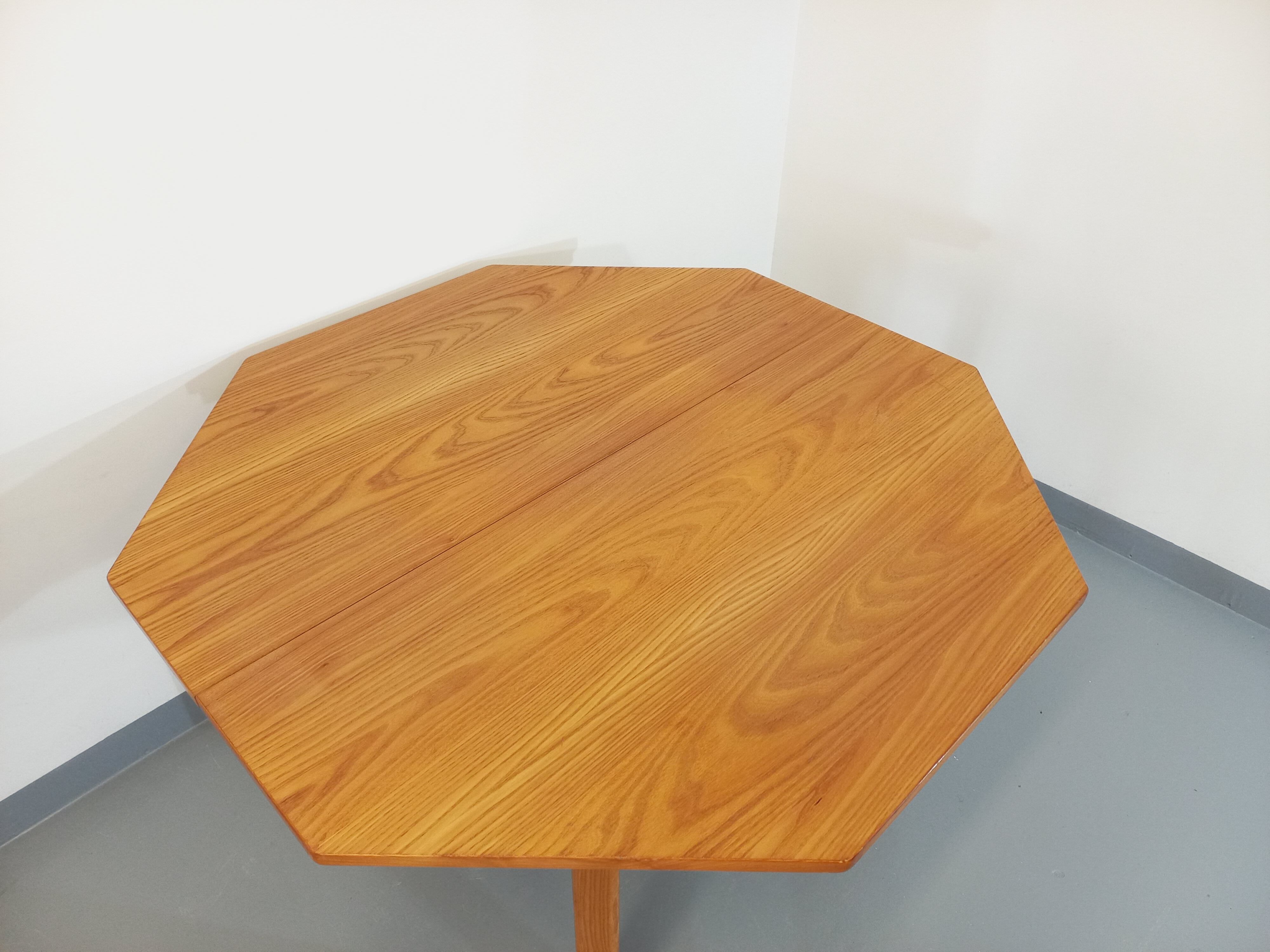 Table octogonale vintage des années 80 en orme avec rallonge