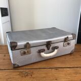 60' vintage vintage undue metal travel case