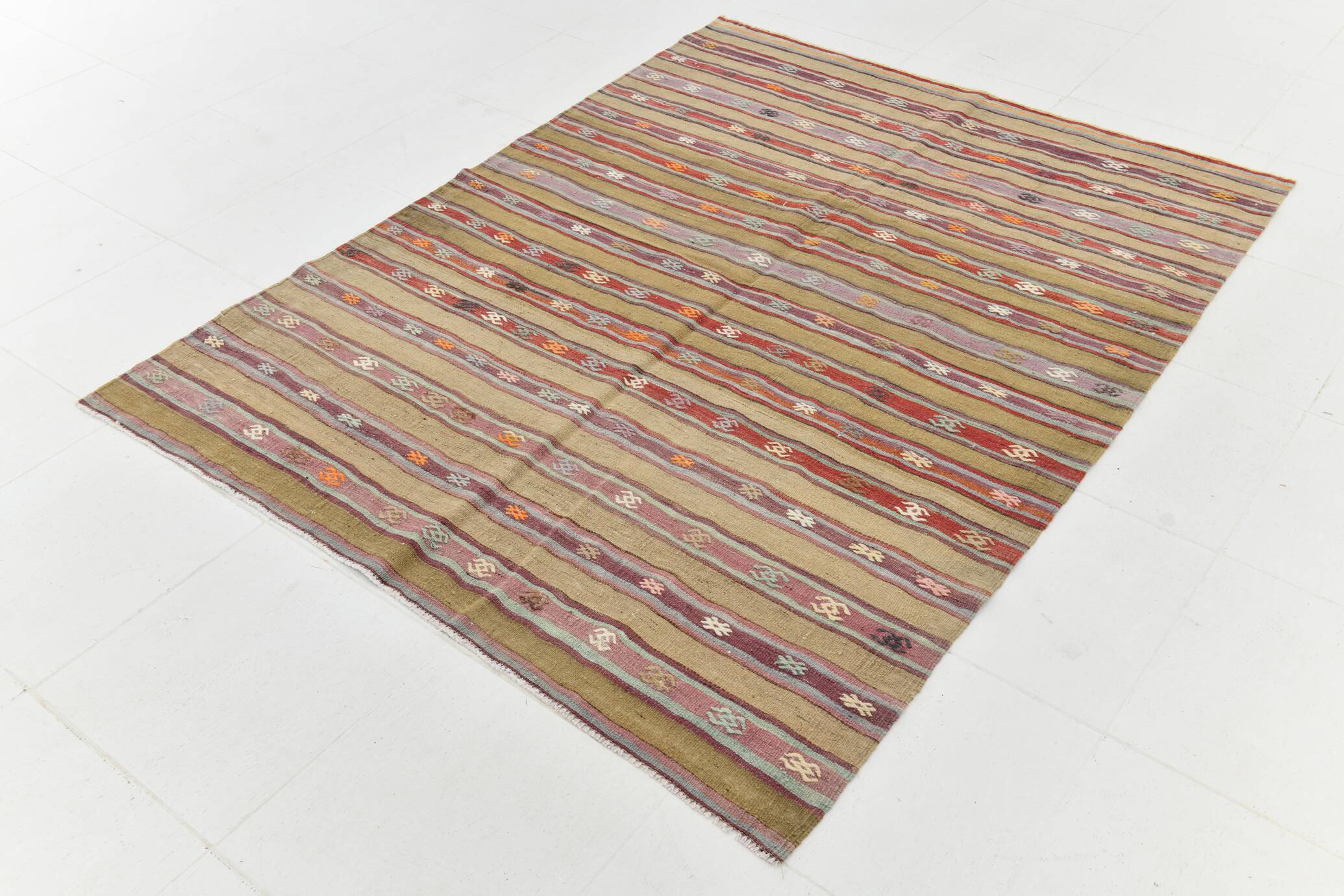 5x6 Unique Wall Hanging Option, Vintage Wool Area Kilim Rug, 148x191Cm