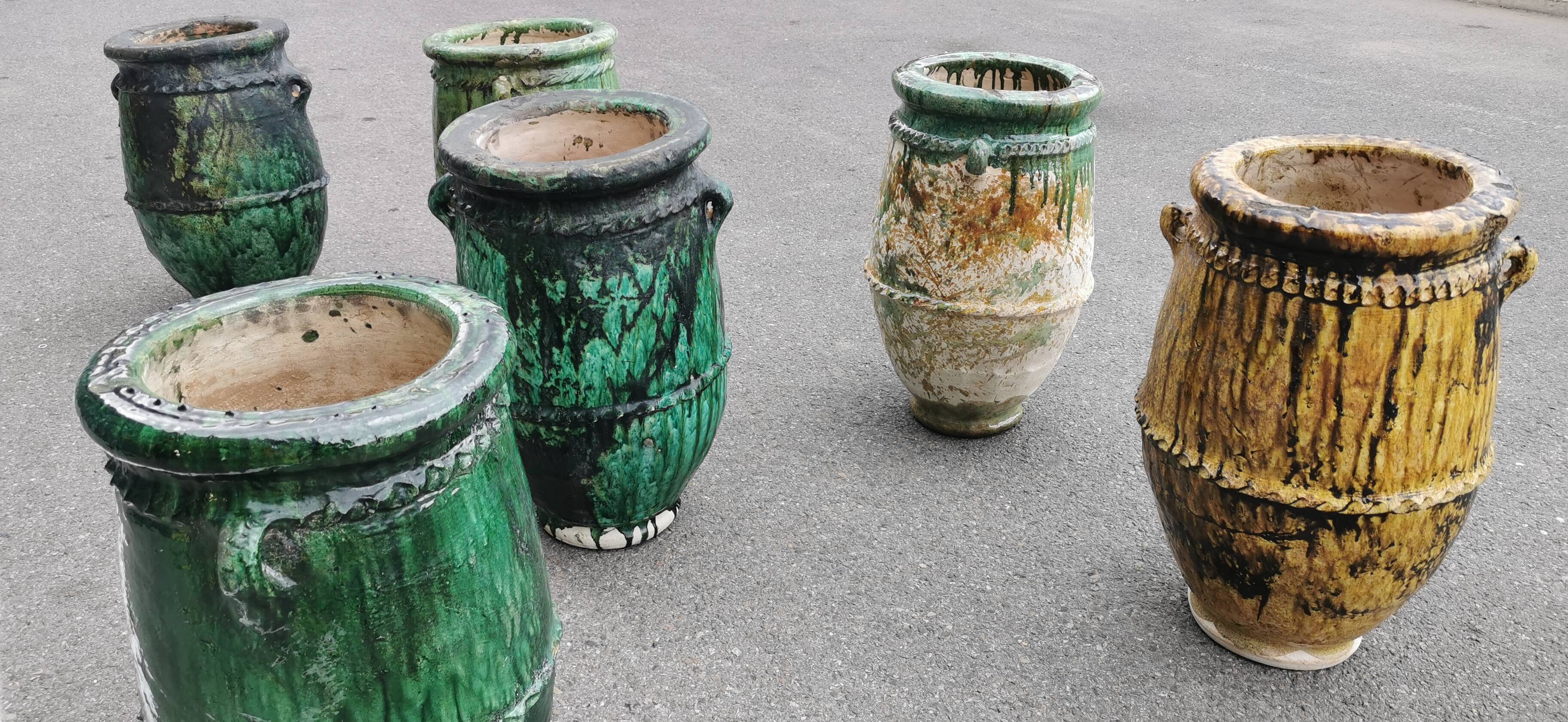 Tamgroute terracotta jar