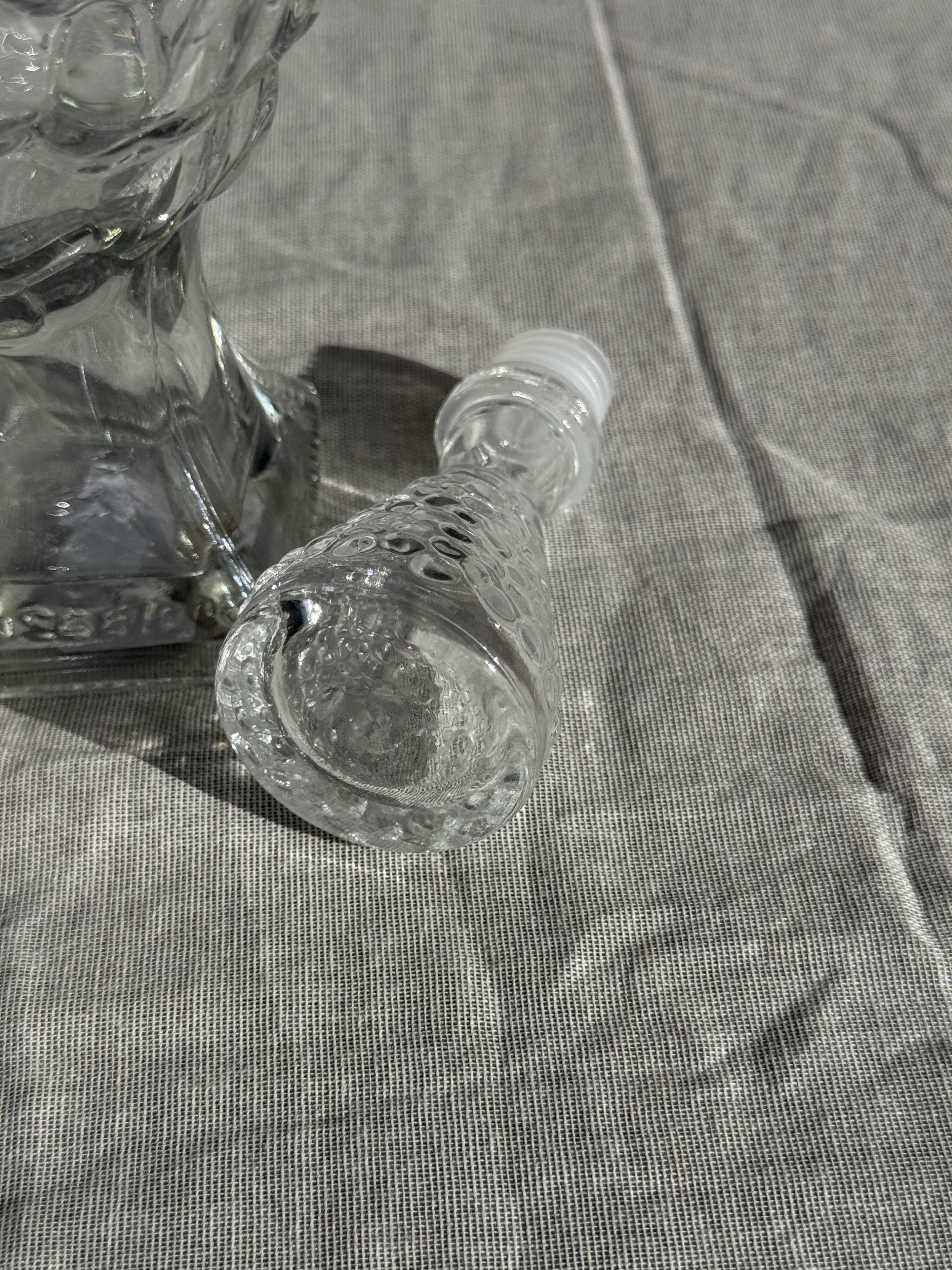 Carafe en verre moulé en forme de raisin H29 D10