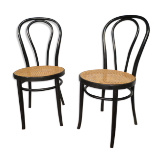 Pair of black Thonet chairs