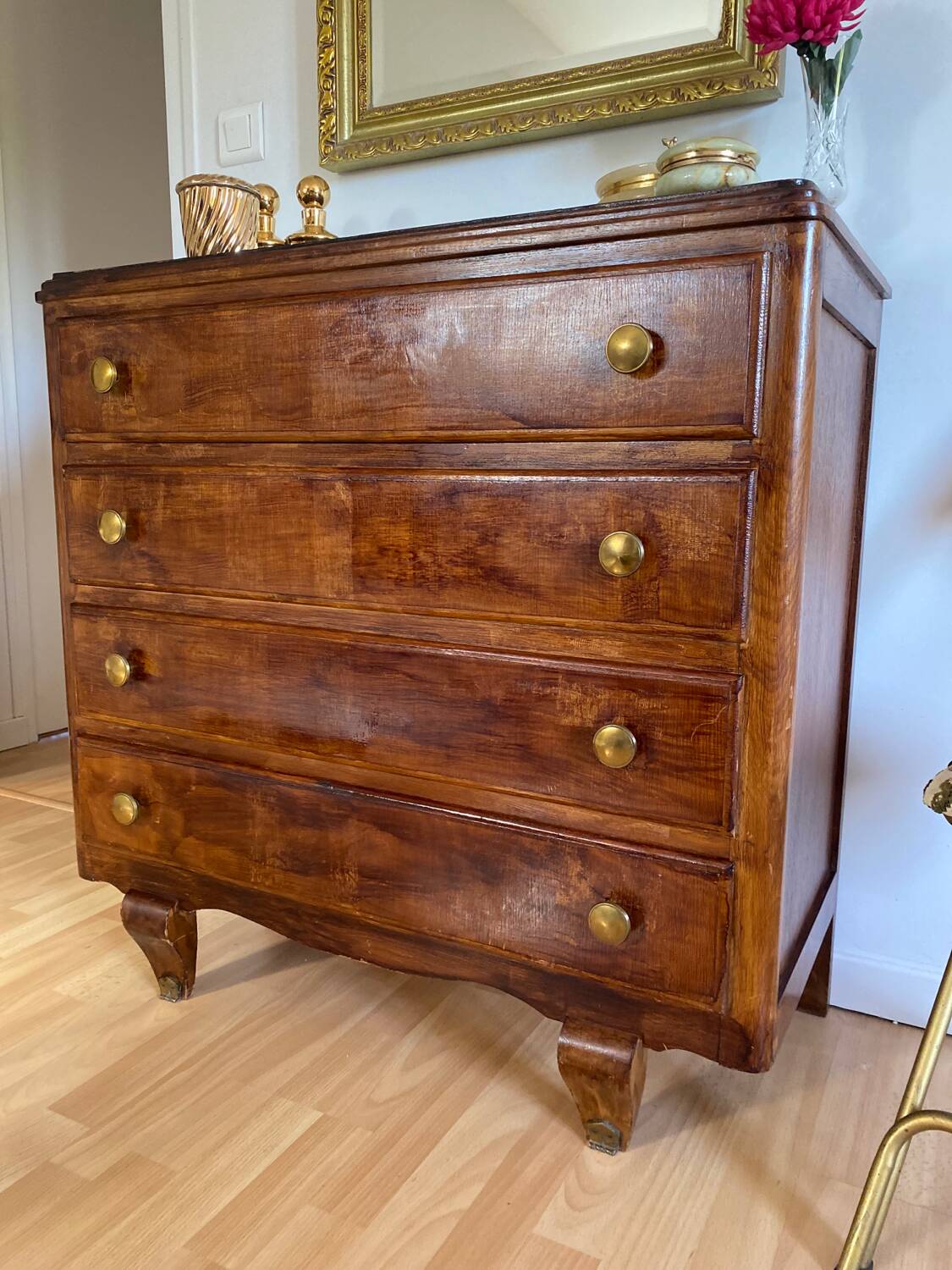 Old wooden chest of drawers