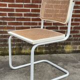 Suite de 4 chaises modèle Cesca b32 en blanc par Marcel Breuer 1987