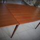 Table scandinave en teck et placage teck