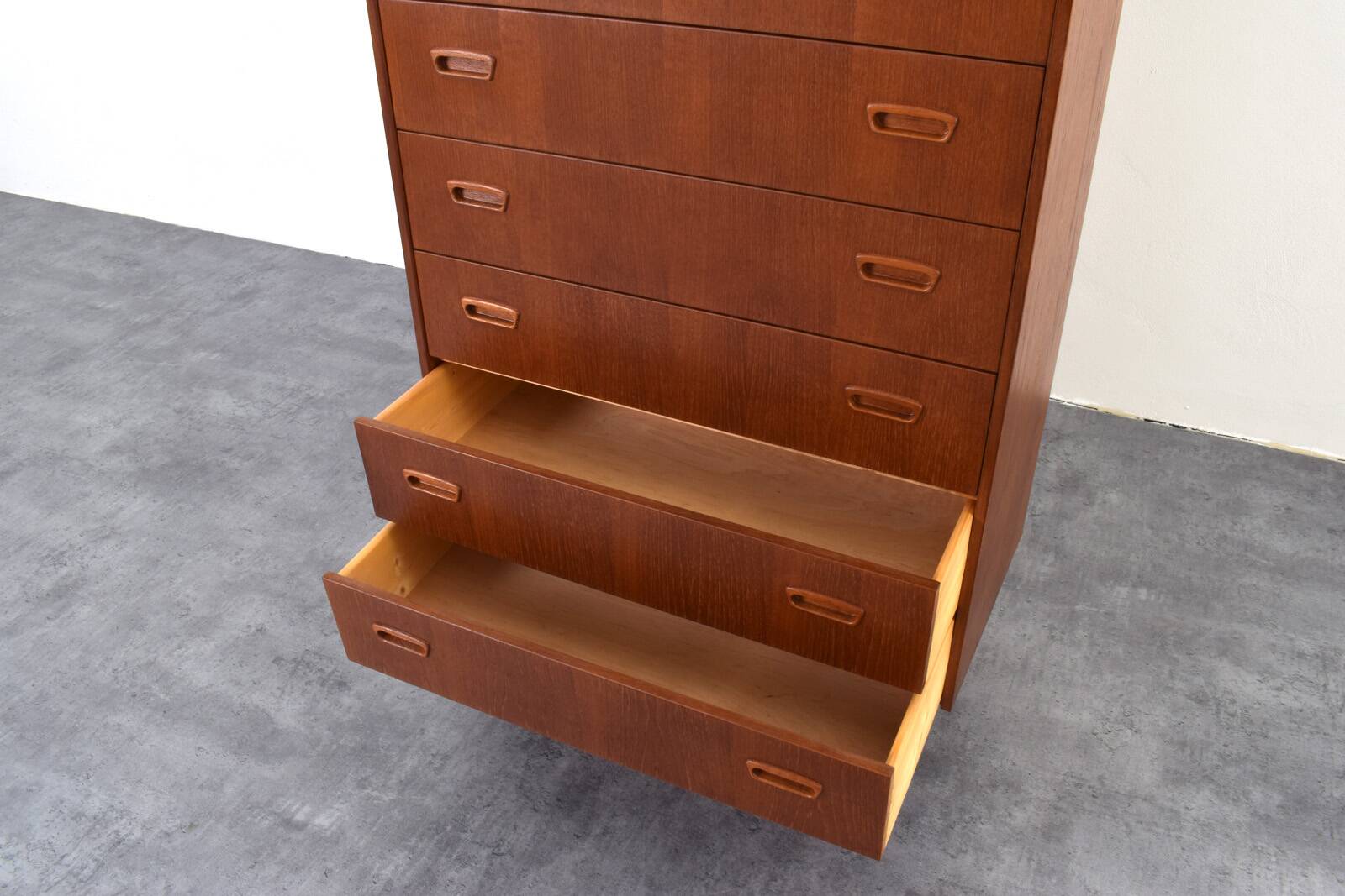 Mid-Century Danish Teak Chest of Drawers, 1960s.