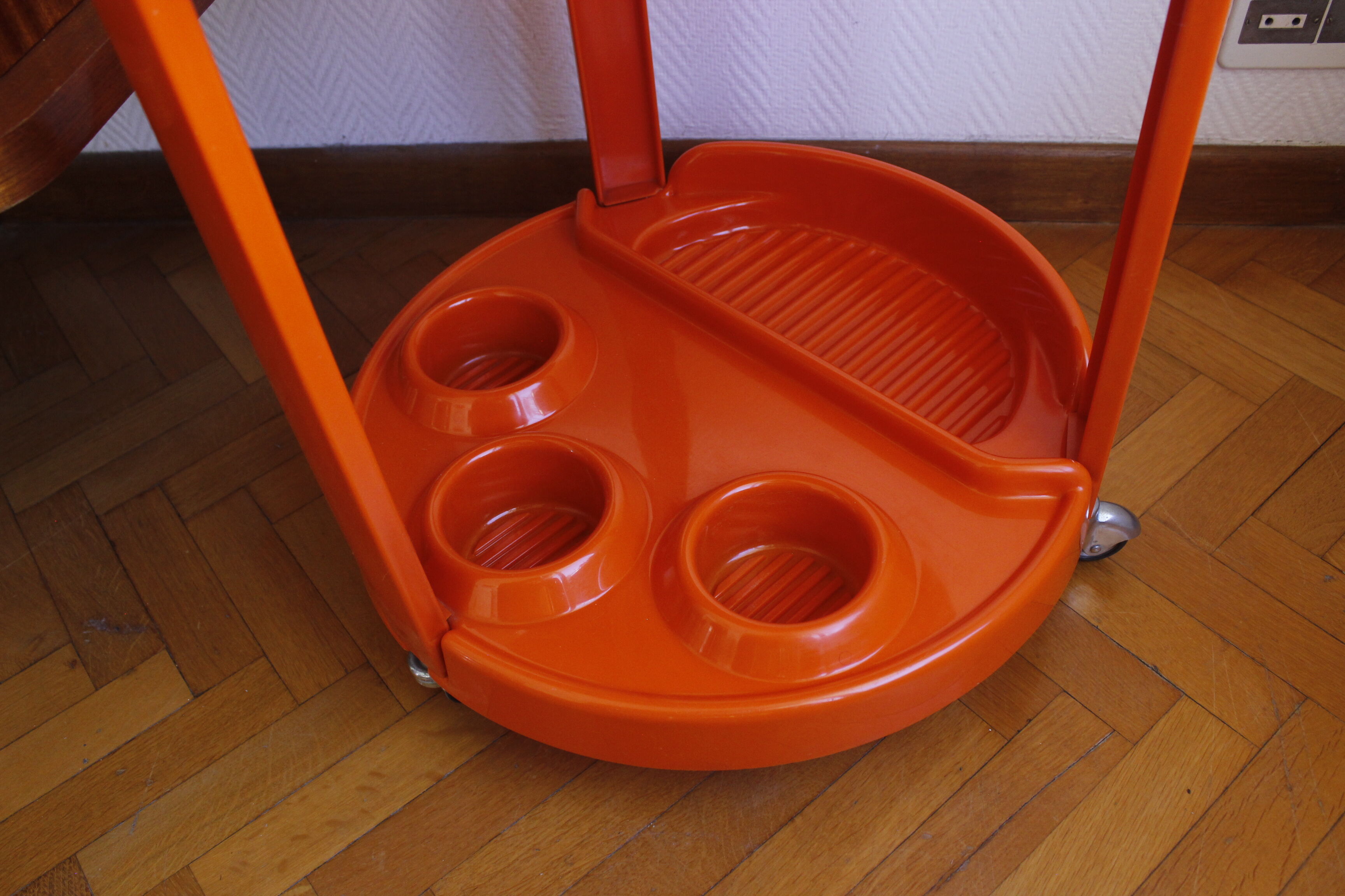 Vintage Italian bar trolley