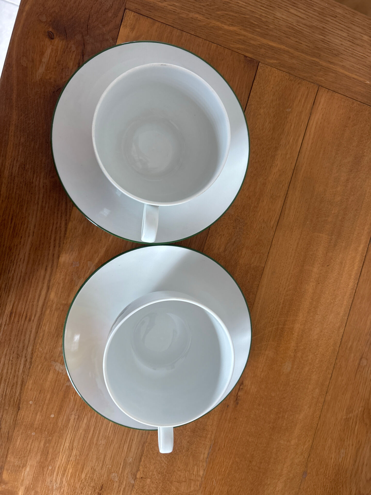 Tasses à déjeuner décor de fruits