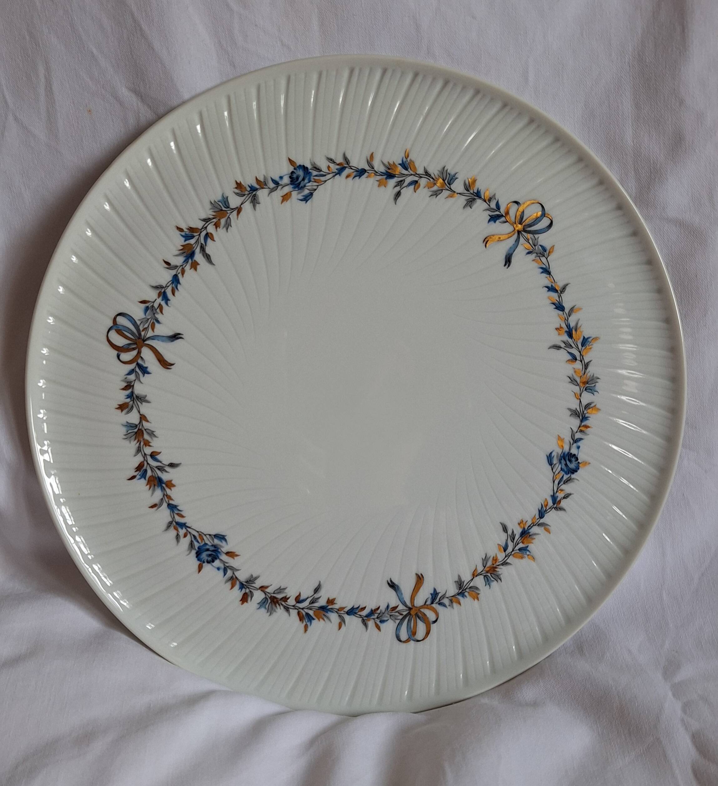 Vintage porcelain presentation plate
