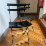Set of chairs
