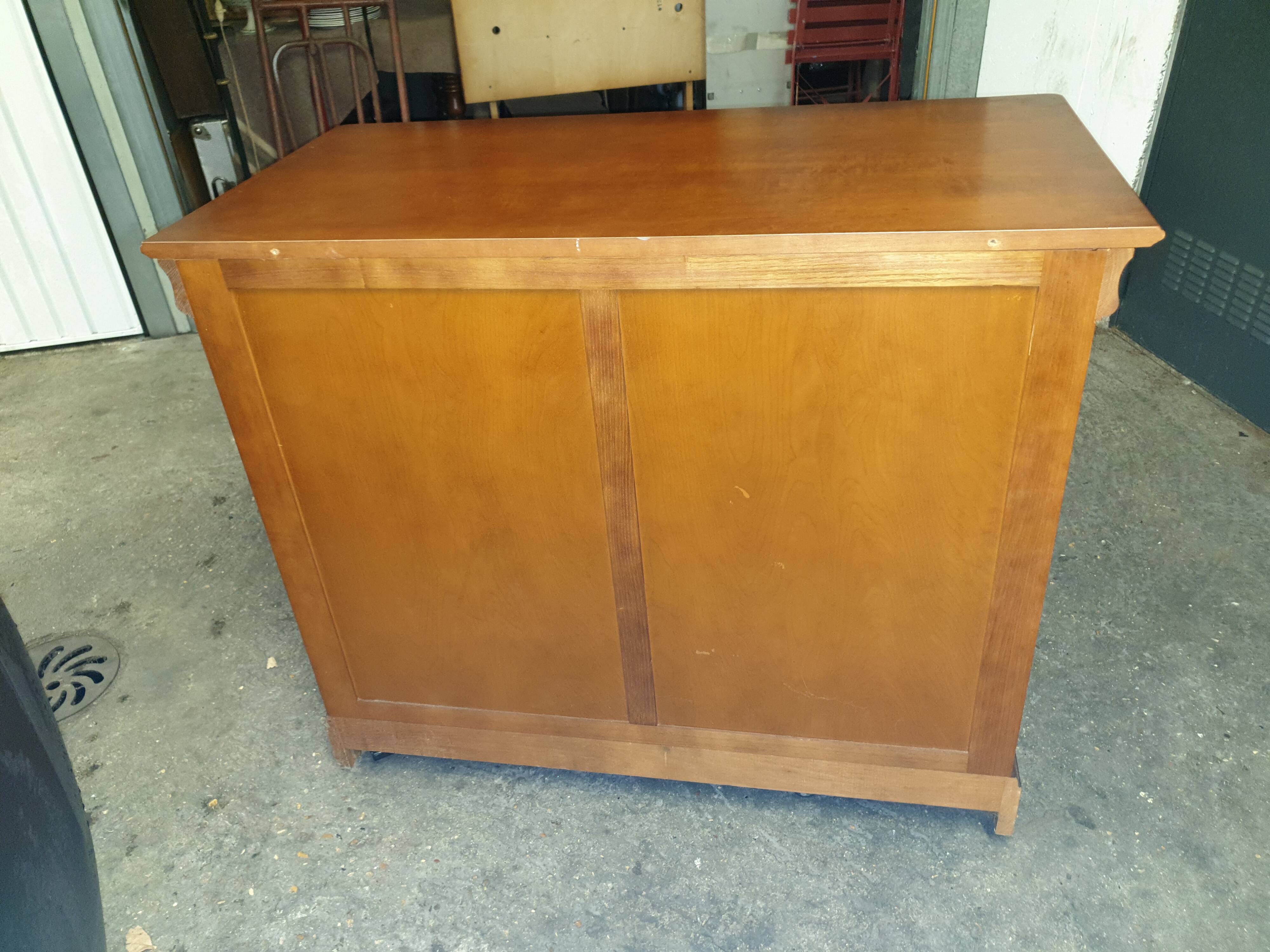 Commode 4 tiroirs  contemporaine