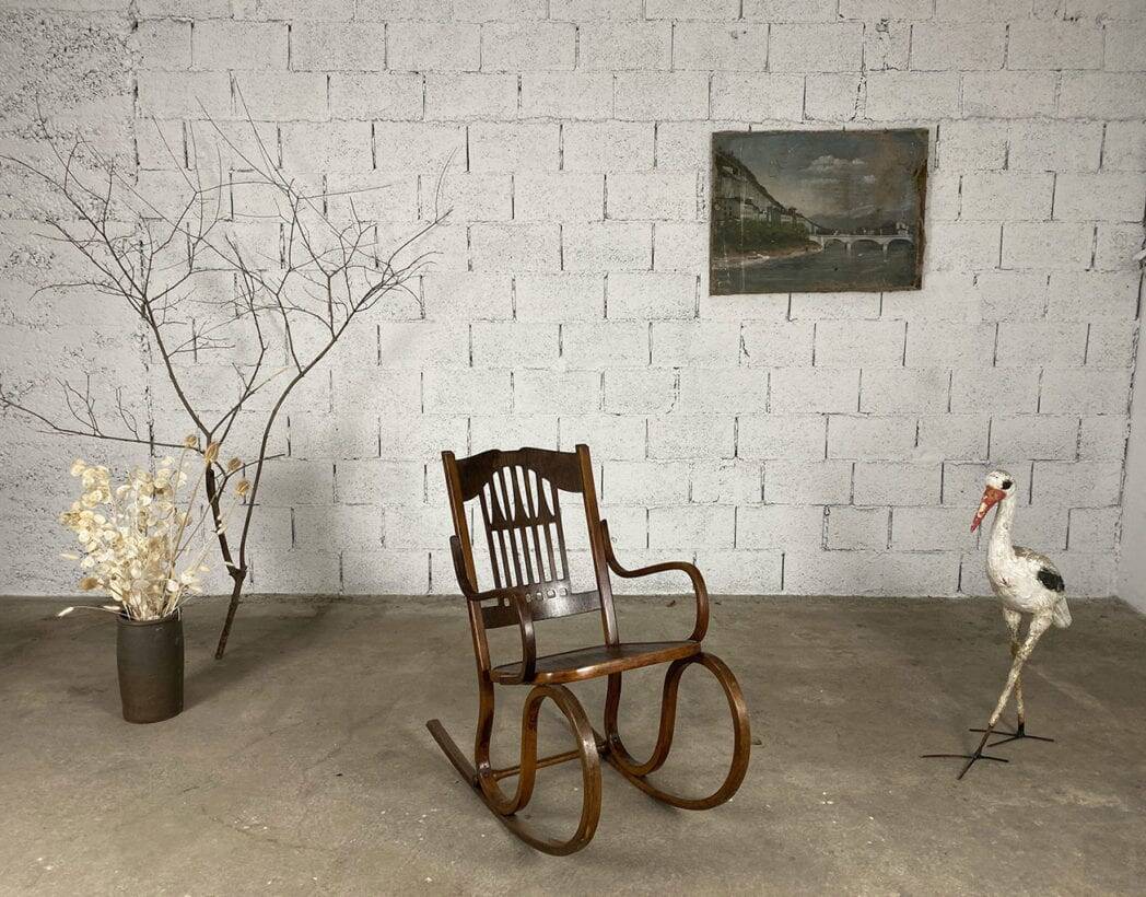 Art Nouveau Rocking Chair Model 824