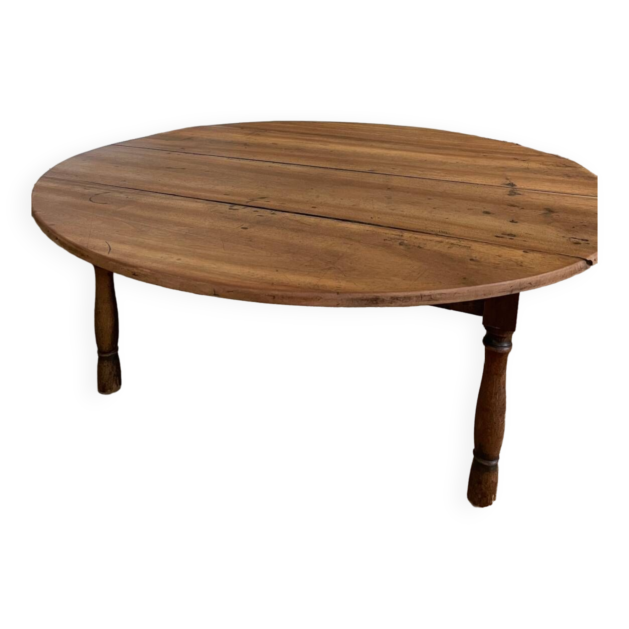 Round coffee table with hinged doors