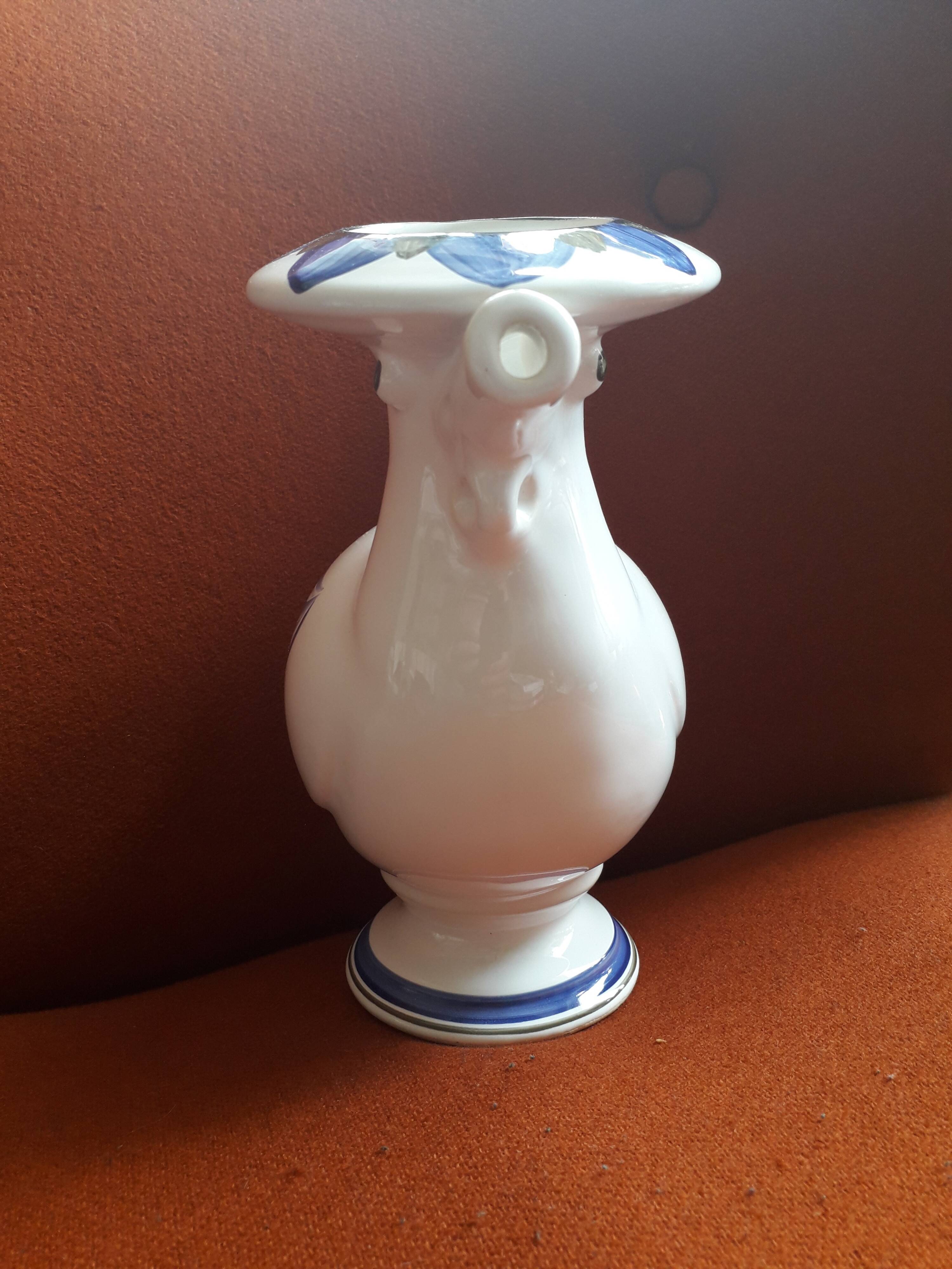 Vintage zoomorphic vase in the shape of a bird in ceramic from Biot.