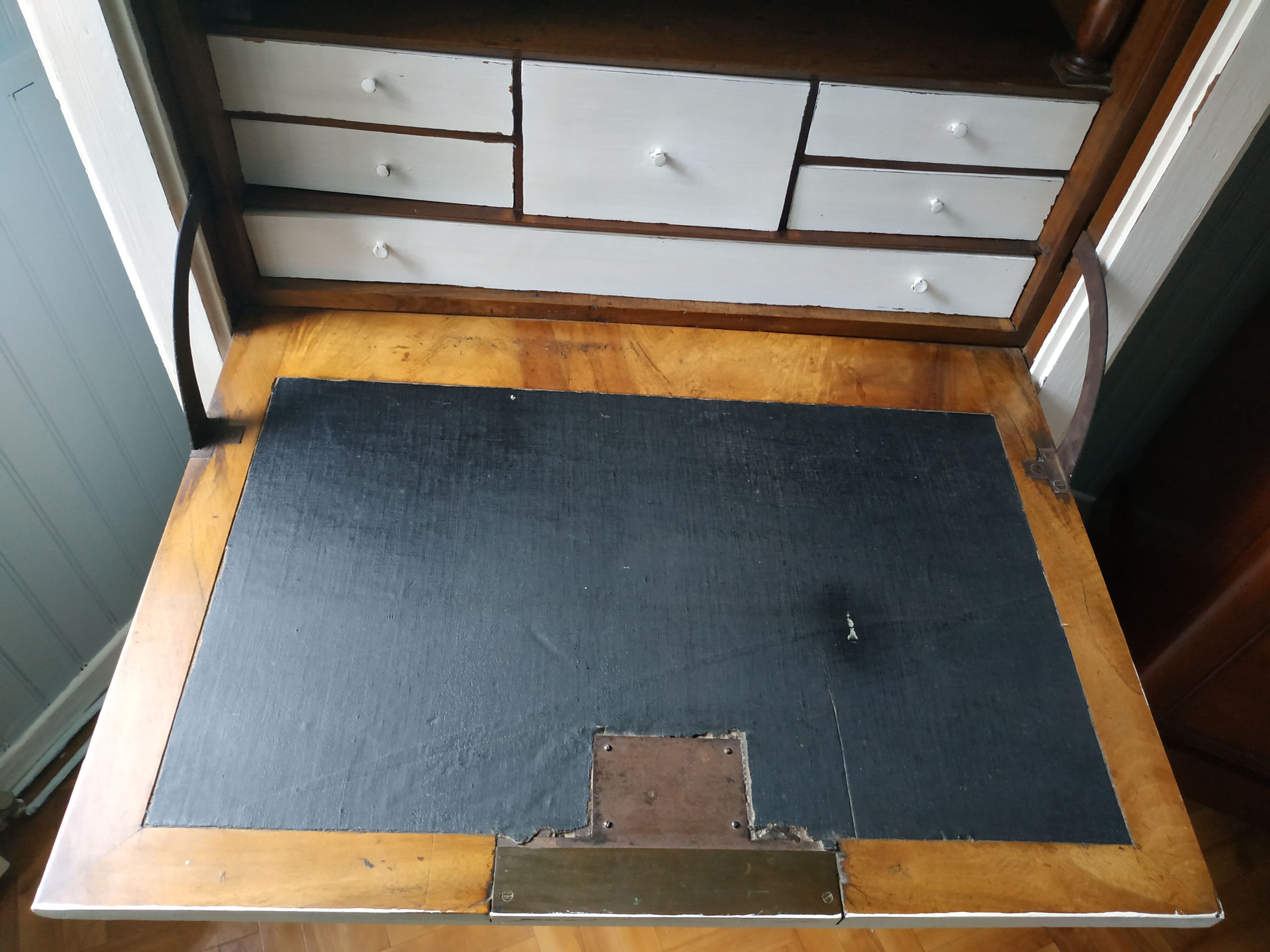 Former secretary skated