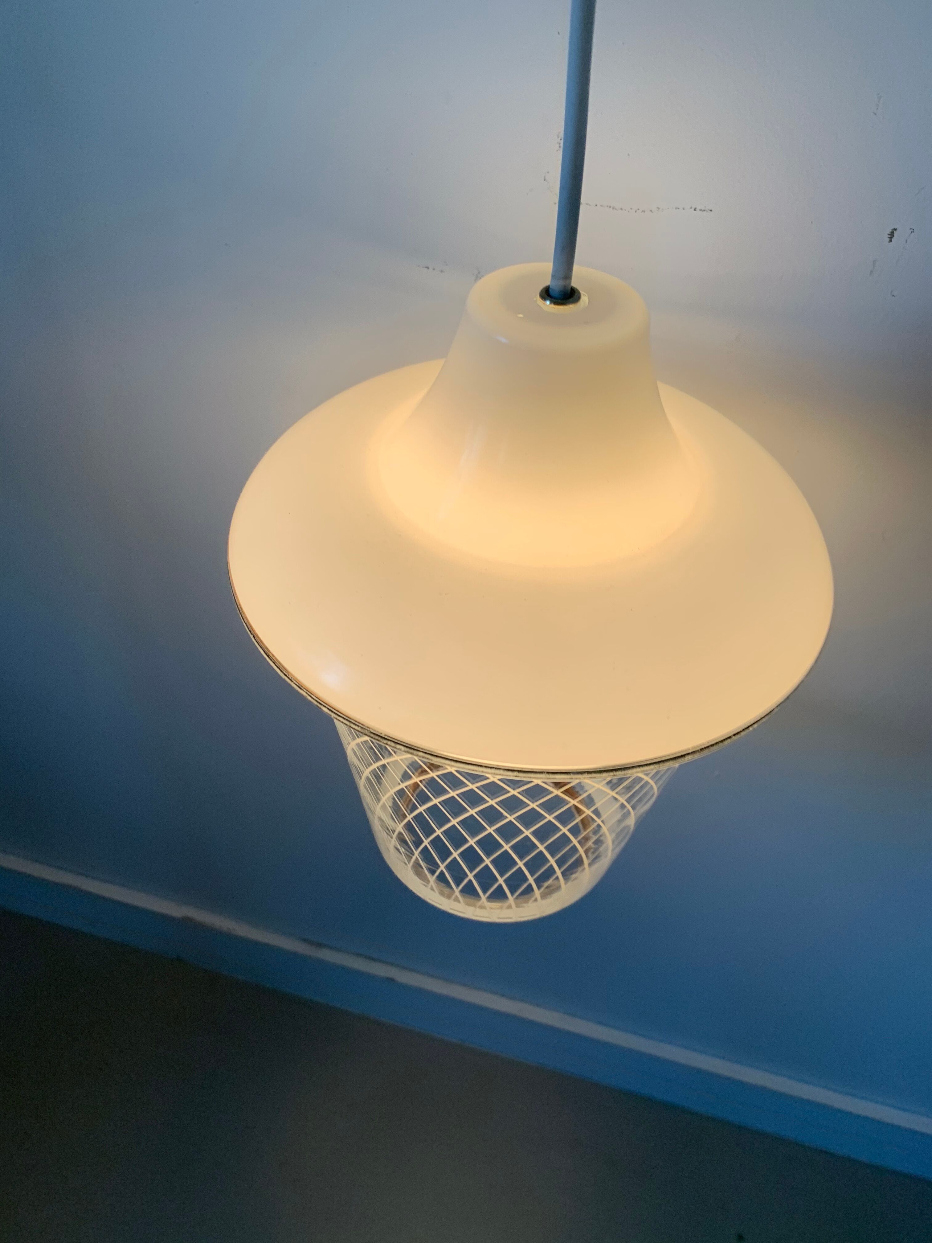 Lot de 2 suspensions verre années 50