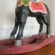 Cheval à bascule en bois ancien