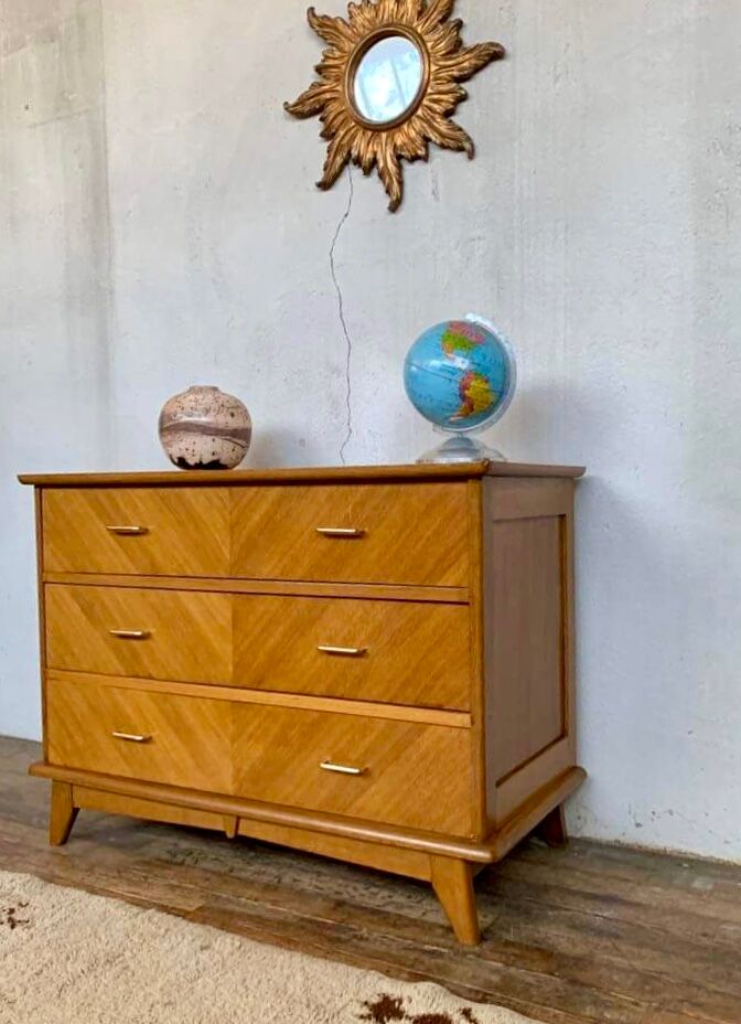 Commode vintage à 3 tiroirs pieds compas en chêne clair