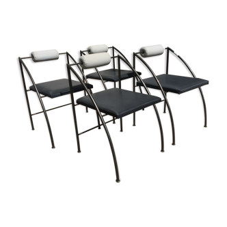 4 chaises postmodernes, Italie, 1970