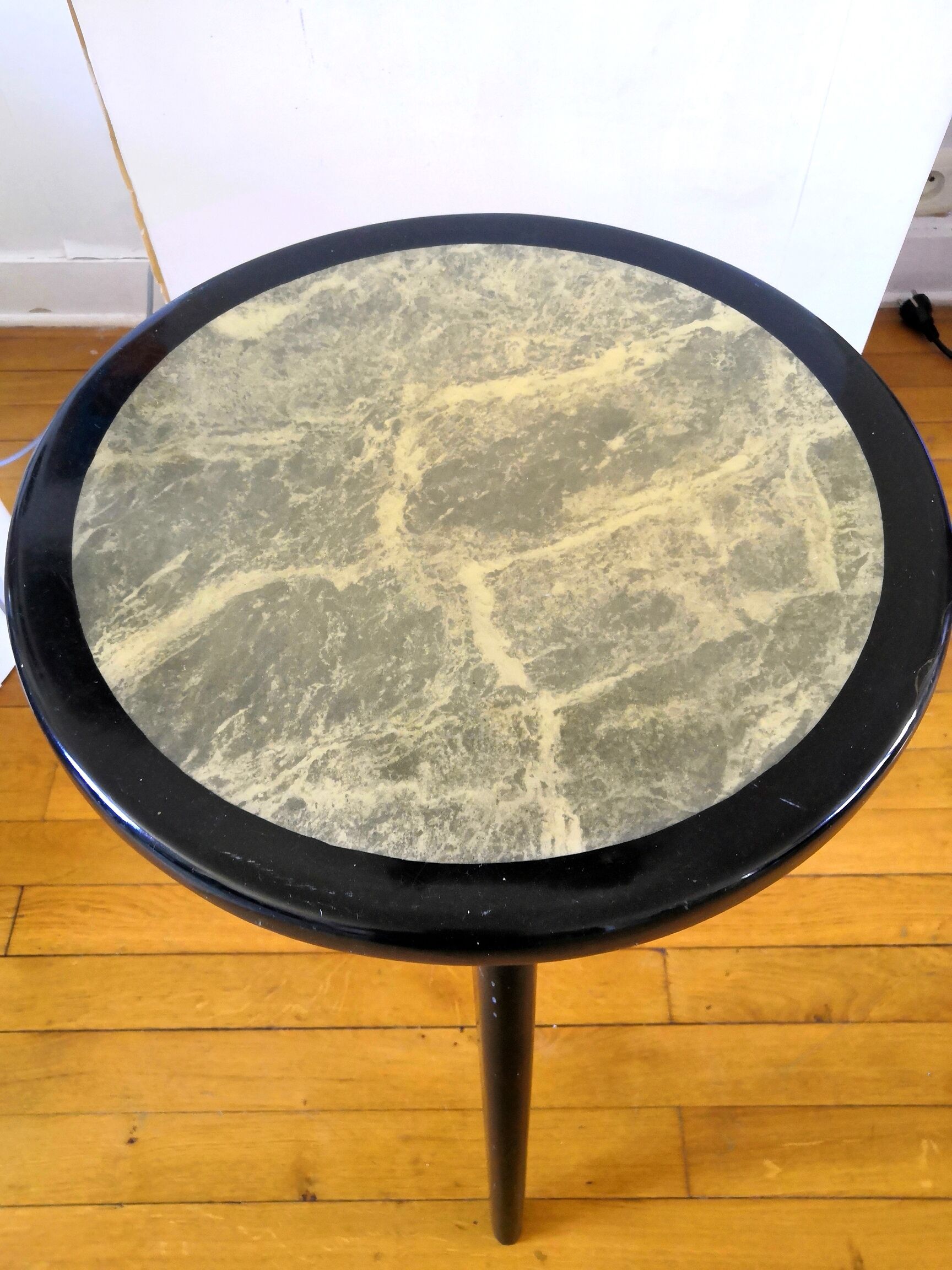 Pedestal table piece of sofa fiberglass 60s