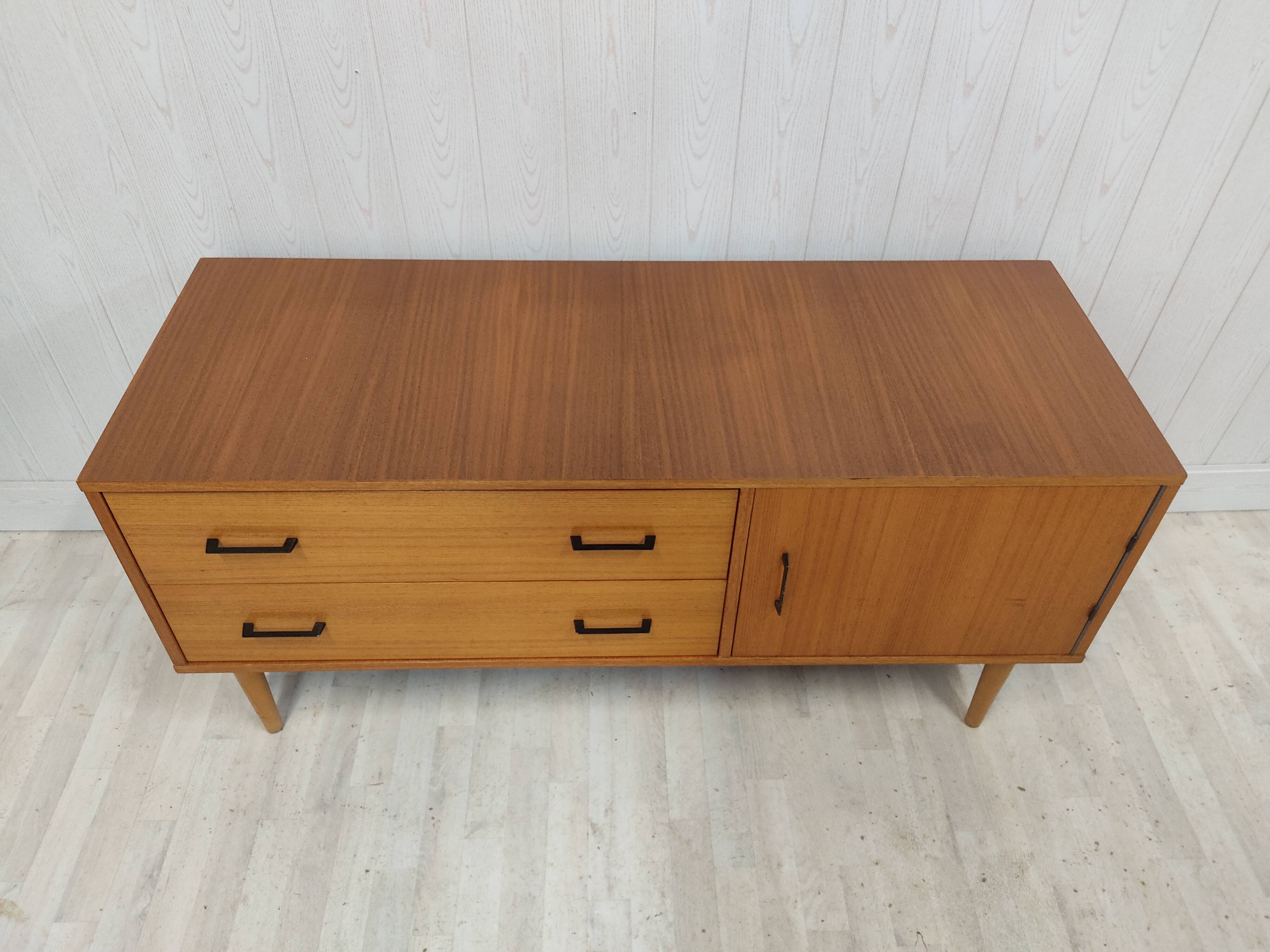 Vintage 60s enfilade