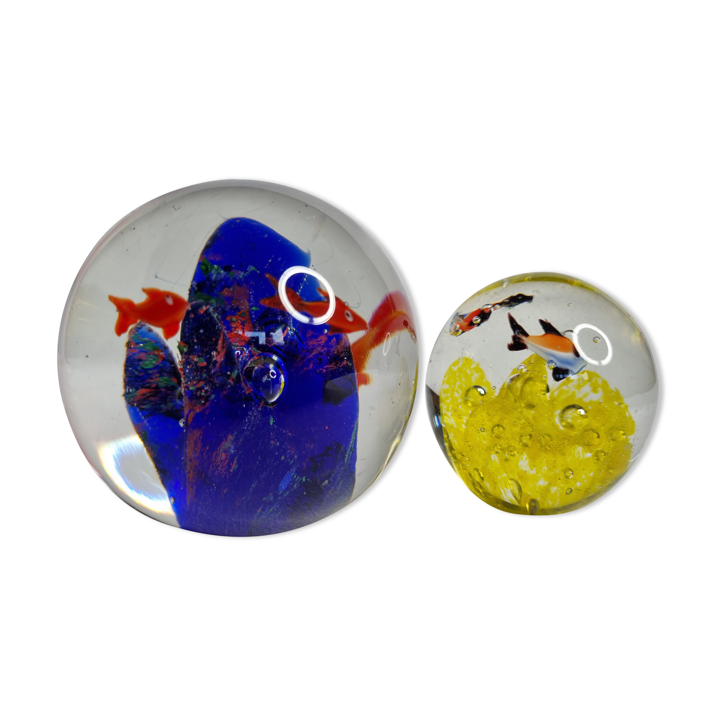 Set of two sulphides, glass paperweight with fish decorations