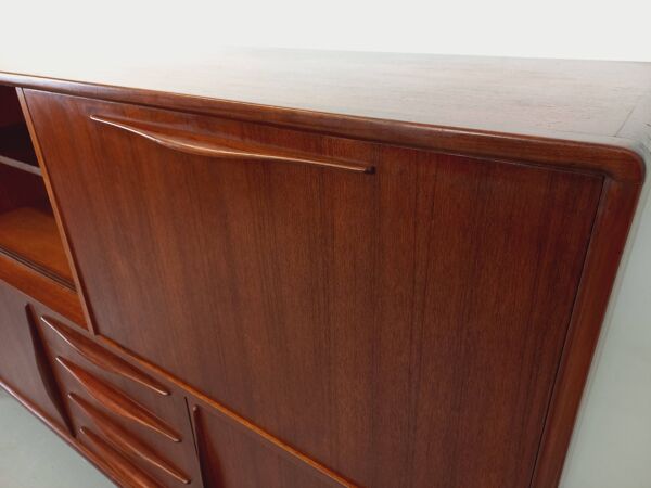 Enfilade haute scandinave vintage en teck des années 50 60
