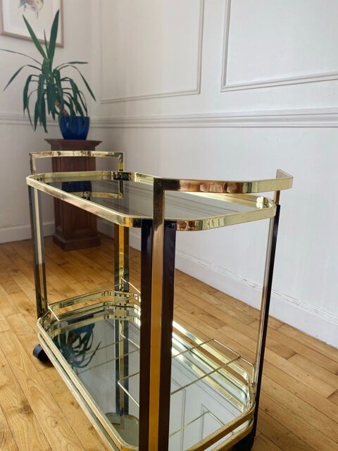 Gold metal dessert and smoked glass