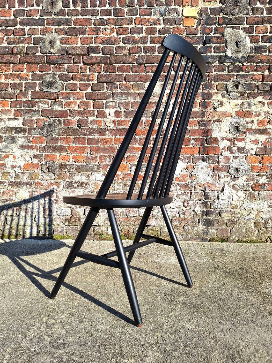 Set of 5 vintage Scandinavian chairs, antique seating furniture