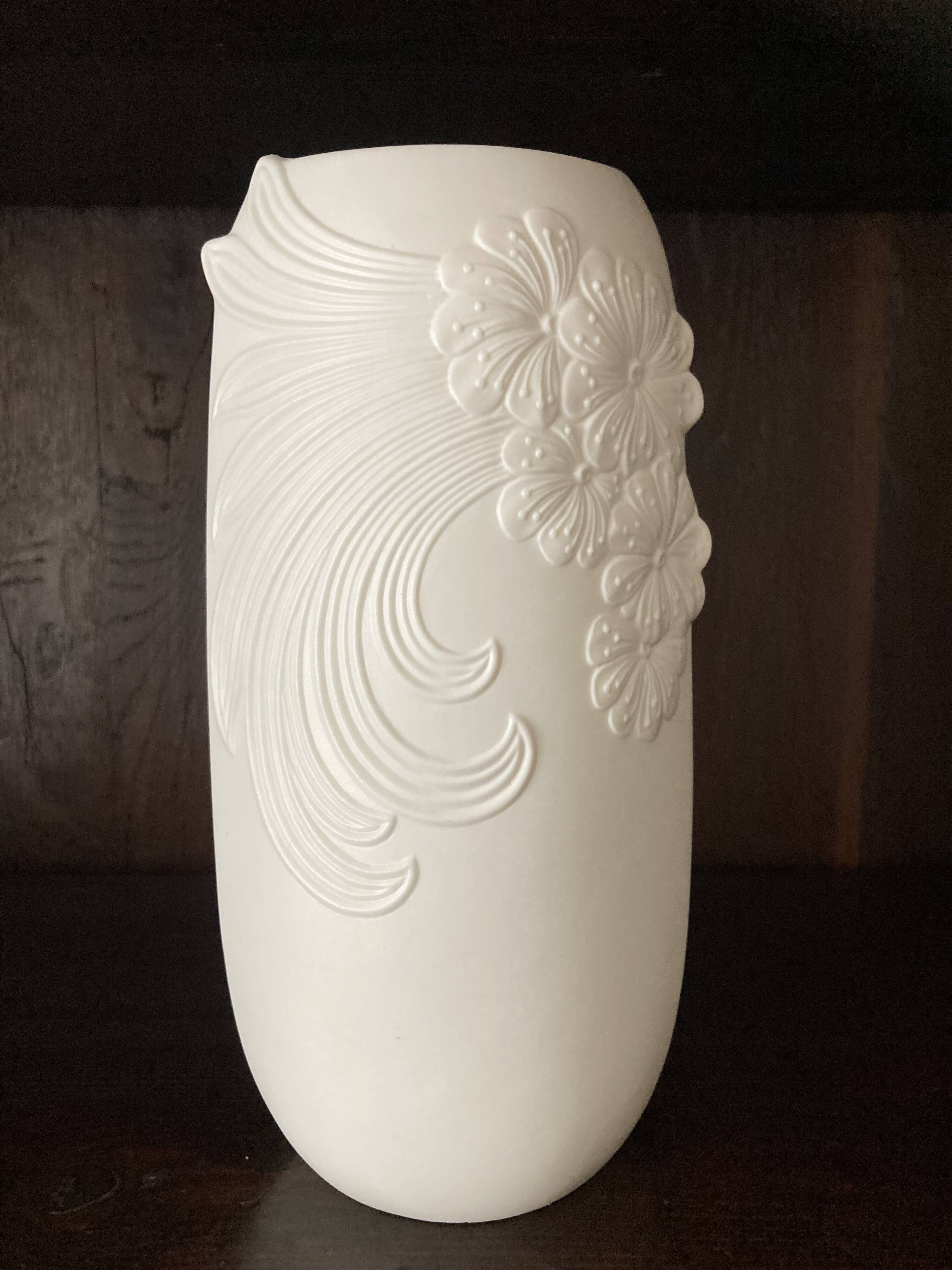 Biscuit porcelain vase AK Kaiser