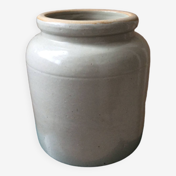 Stoneware pot