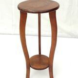 Wooden pedestal table