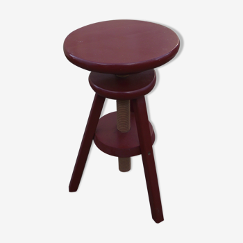 Wooden stool with high adjustable screw