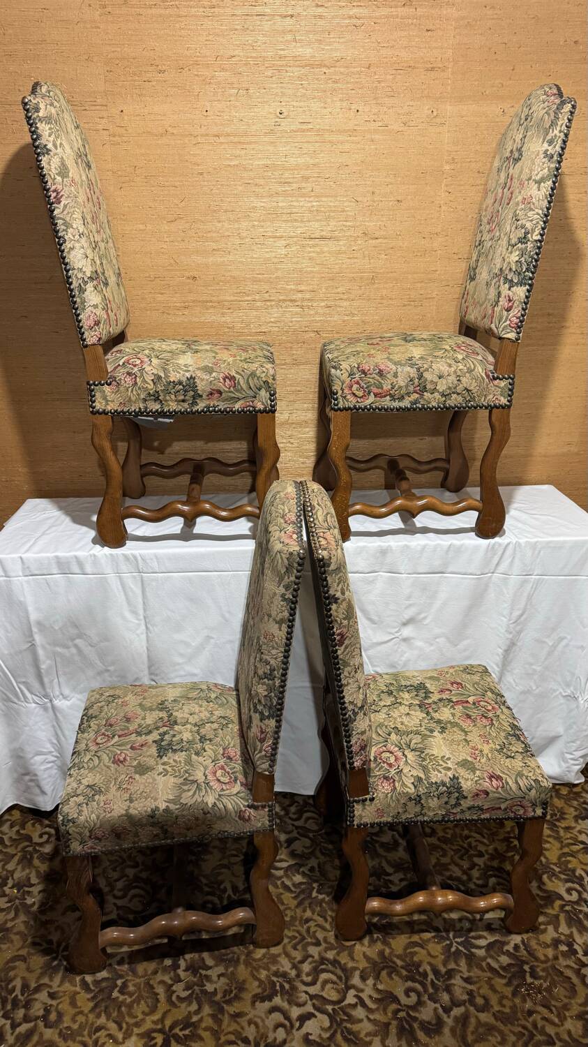 Set of 4 stylish LXIII vintage chairs