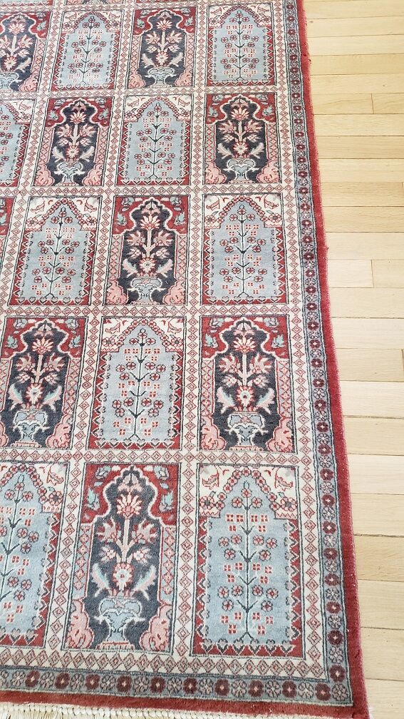 Hand-knotted wool carpet