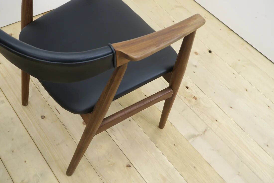 Set of six chairs model 213 by Thomas Harlev for Farstrup, Denmark 1960.