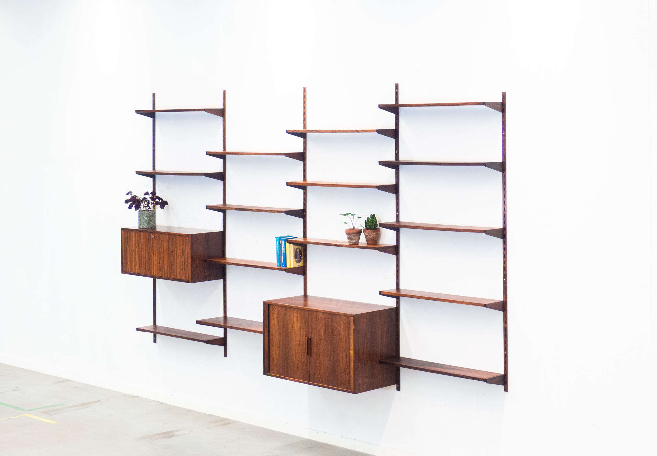Feldballes Møbelfabrik rosewood wall unit by Kai Kristiansen