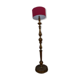 Venetian style lamp in golden wood