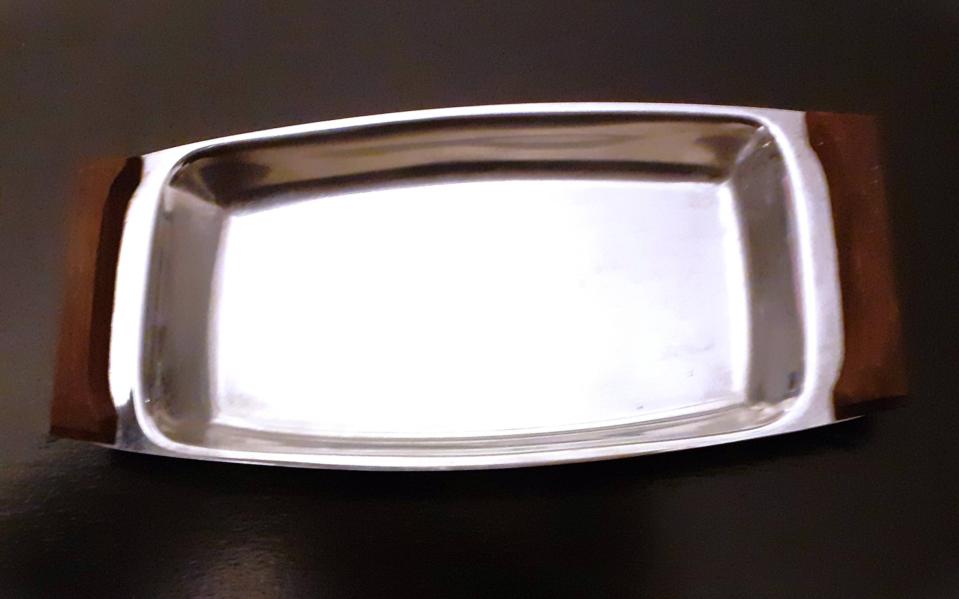 Stainless steel dishes