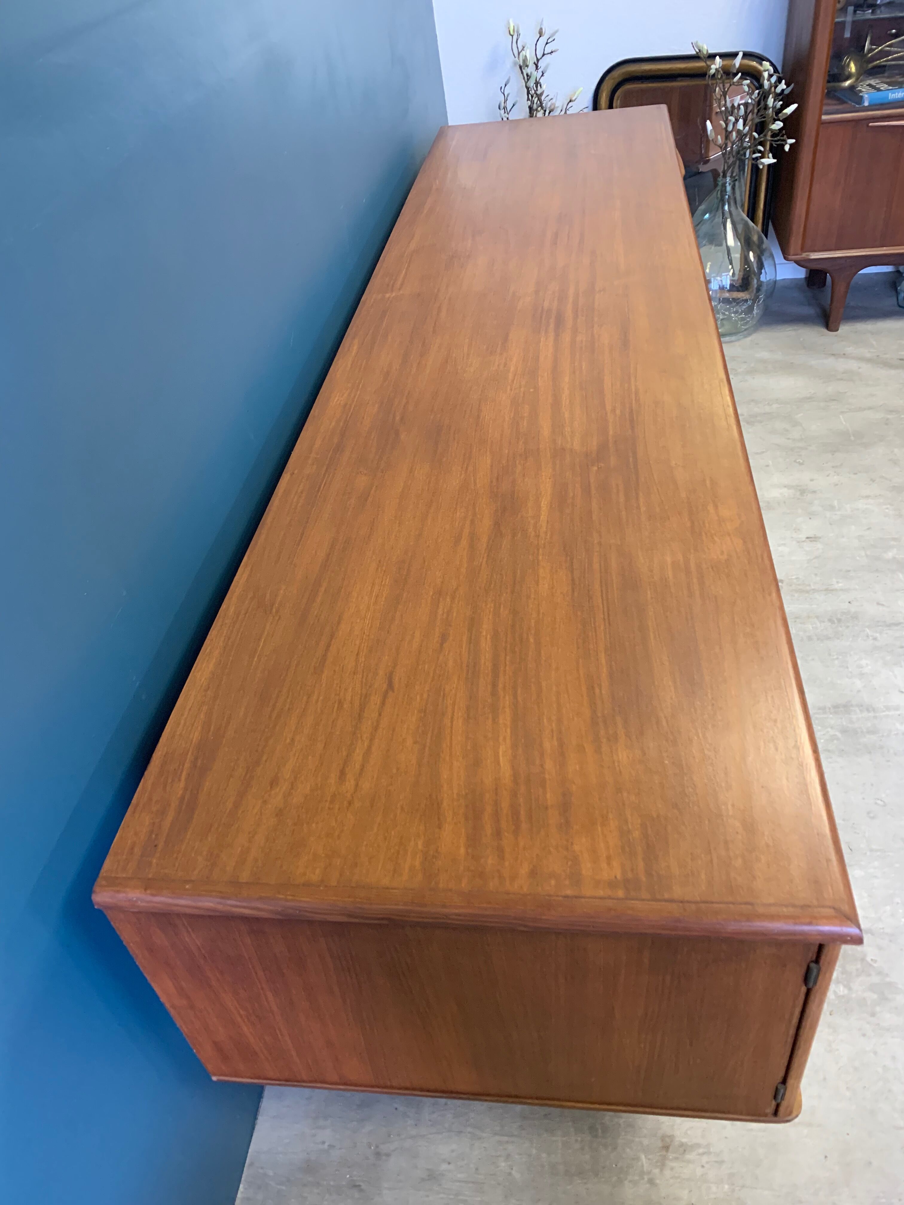 Vintage Scandinavian track