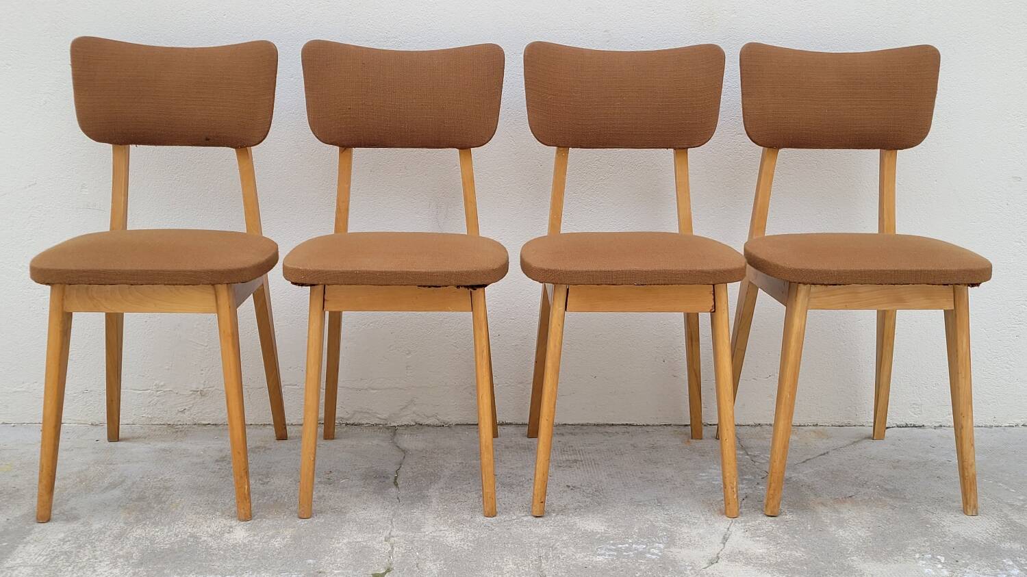 Series of 4 vintage chairs - 1950s