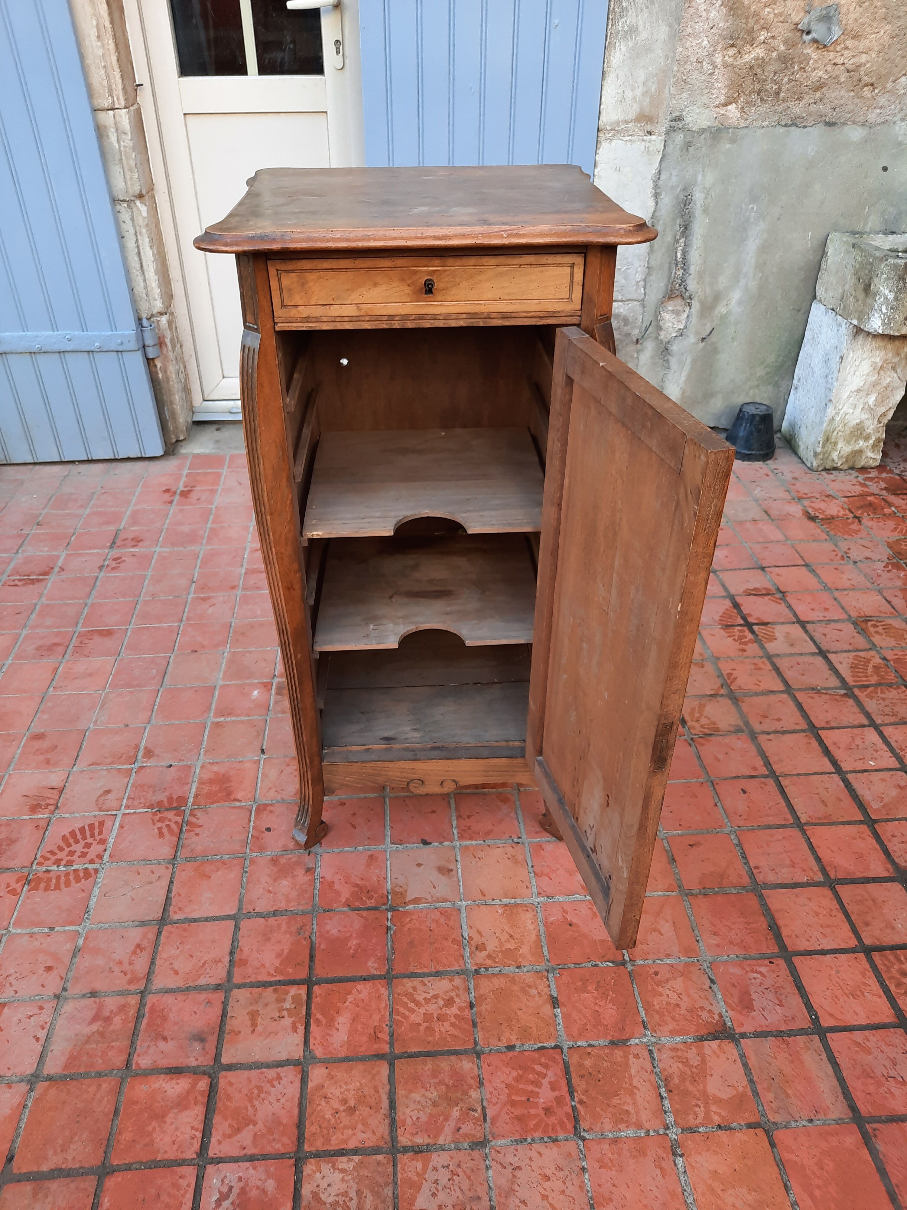 Small piece of furniture year 50