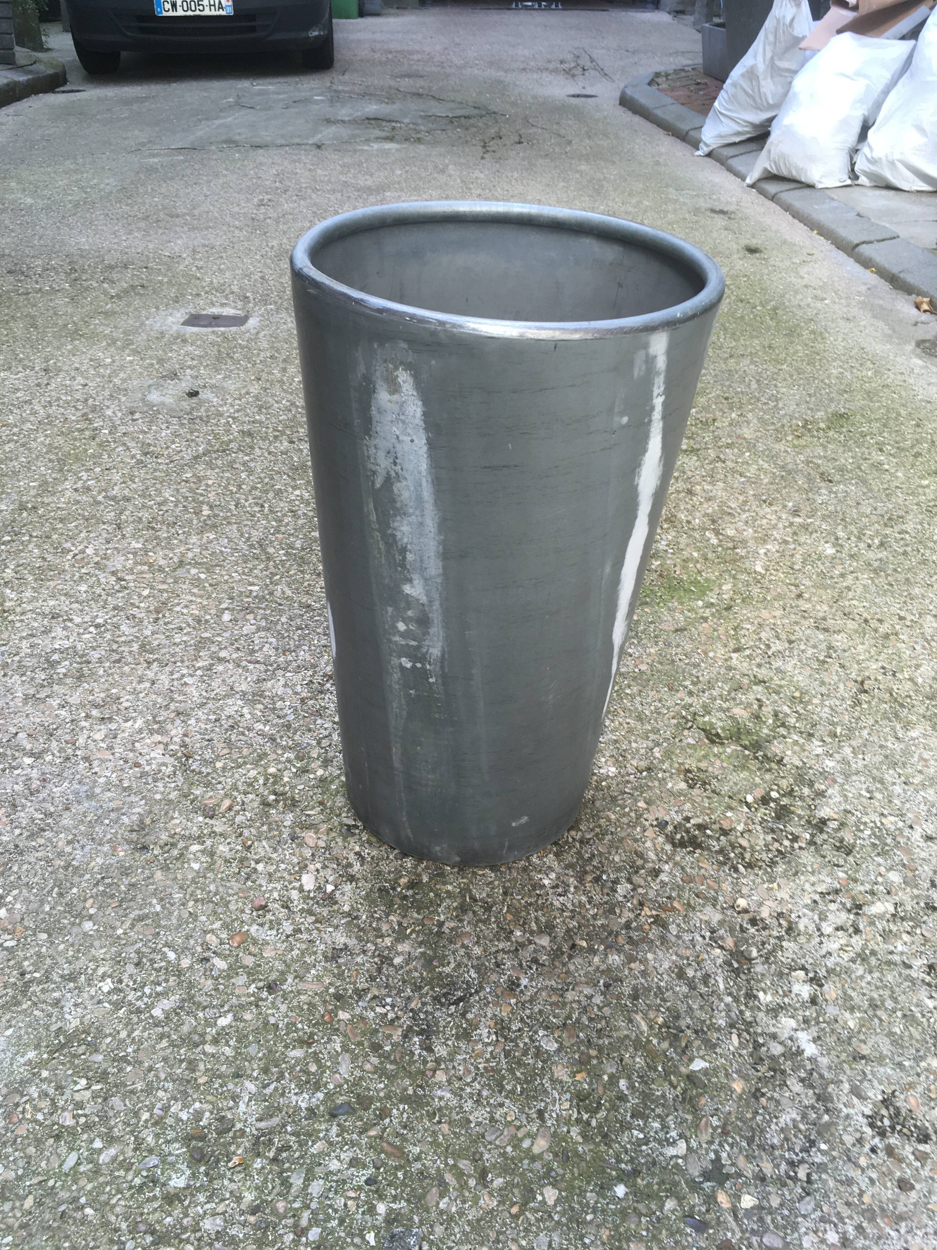 Zinc pot