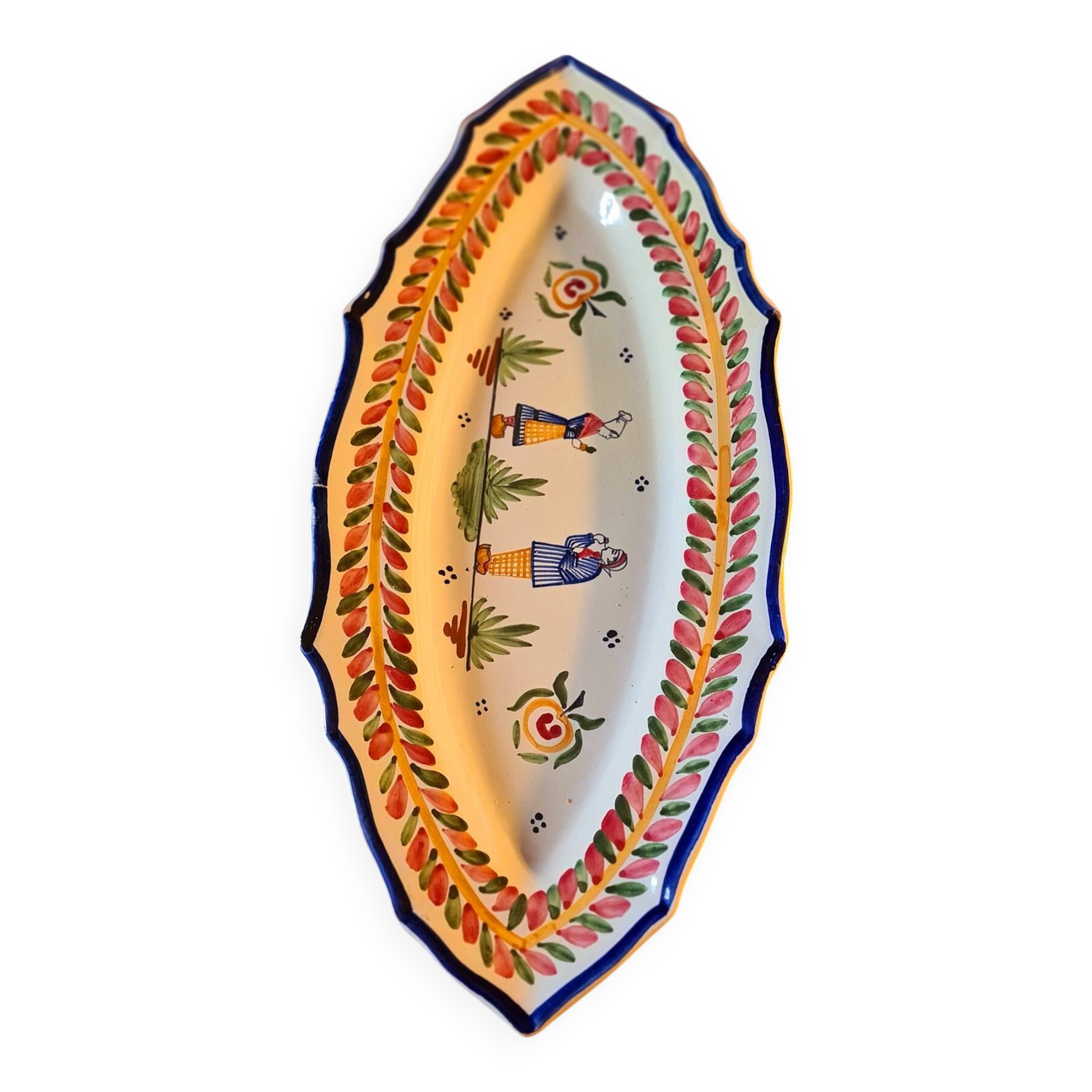 Large earthenware dish