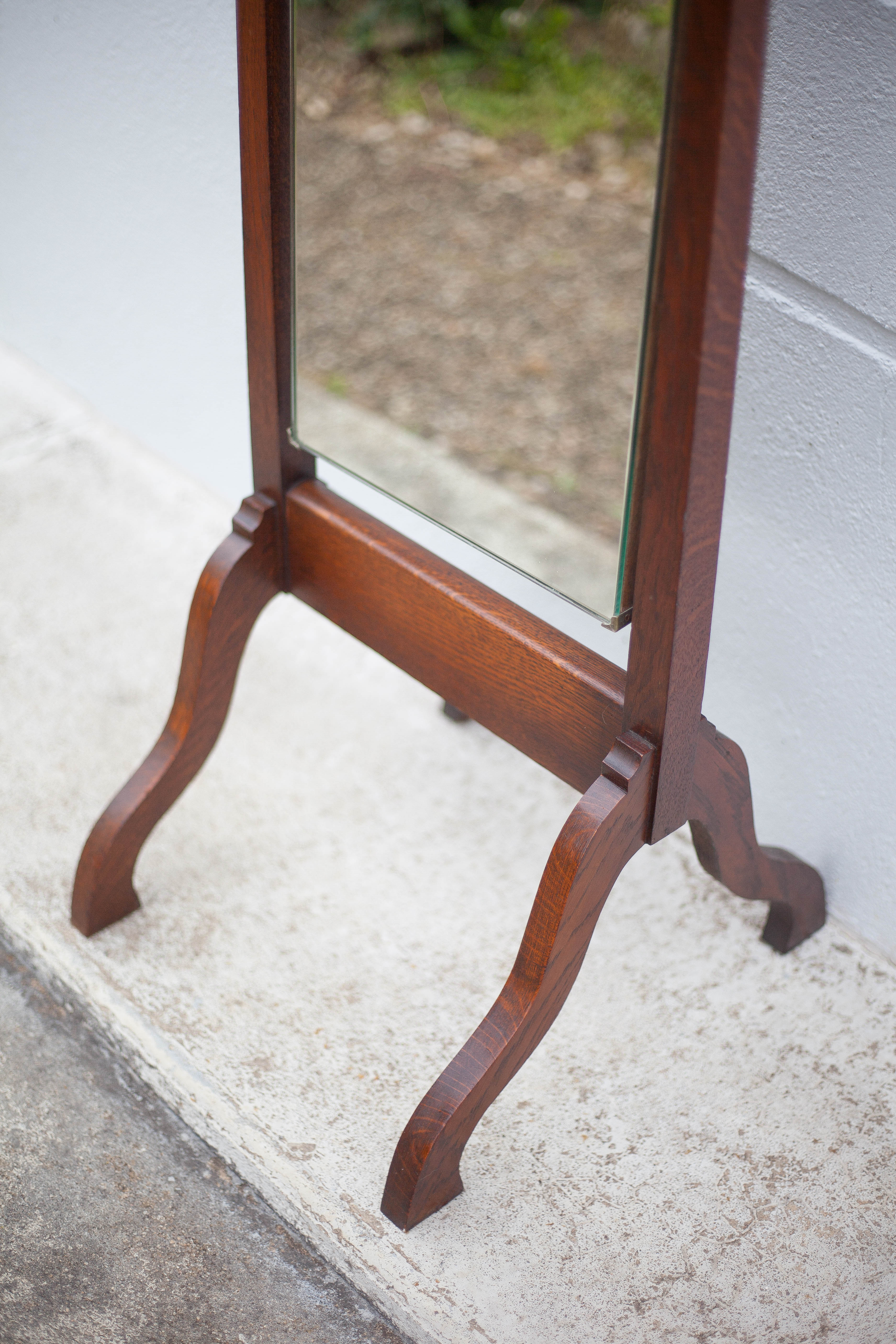 Psyche wood, mirror on wooden foot