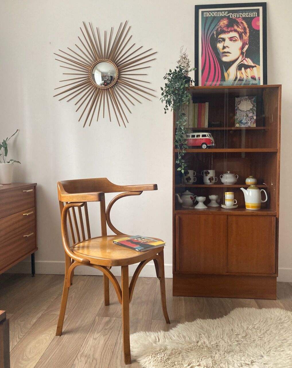 Library showcase 60s