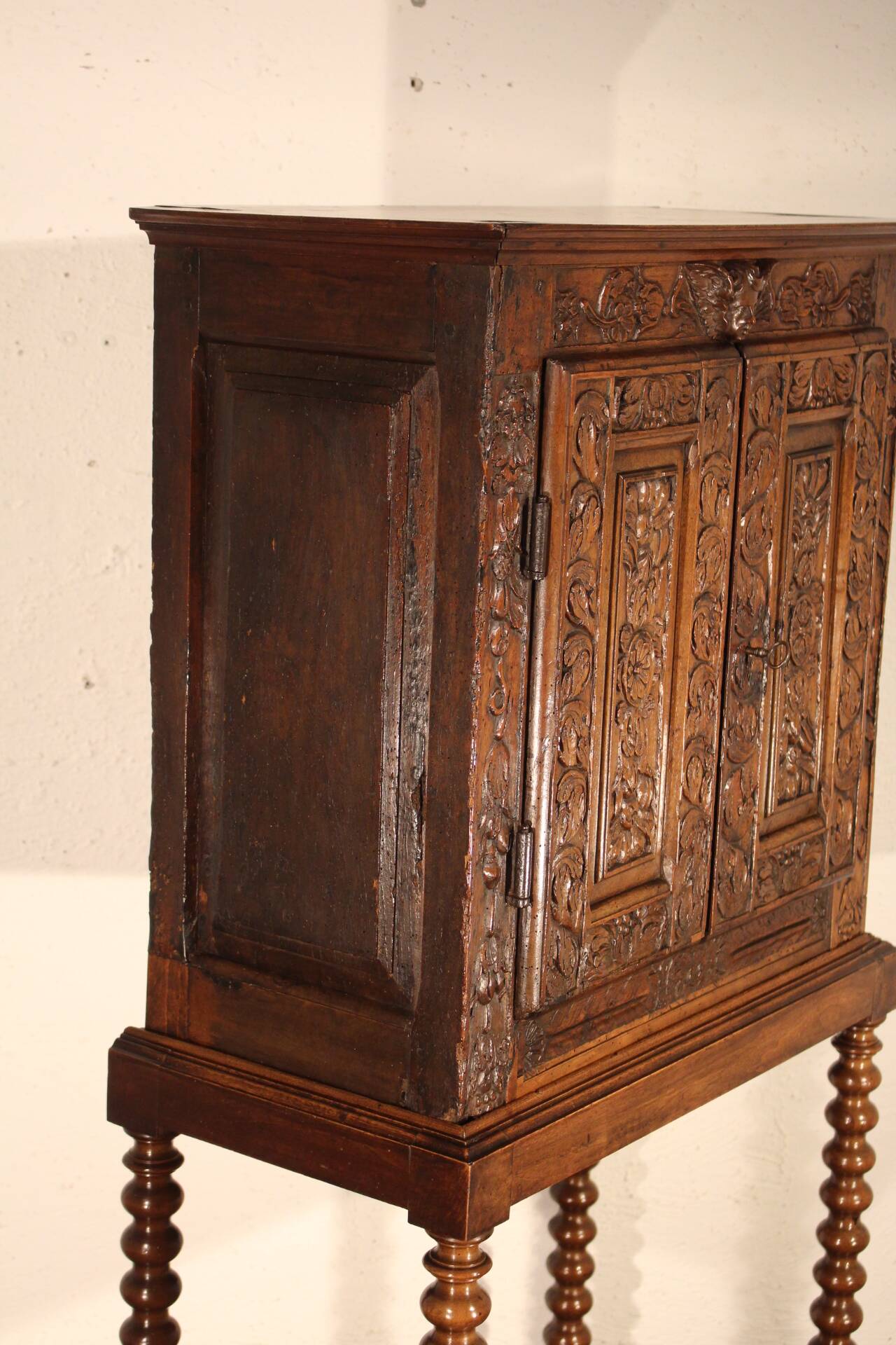 Small Renaissance piece of furniture