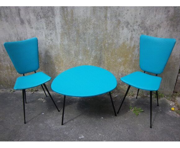 Chaises et table