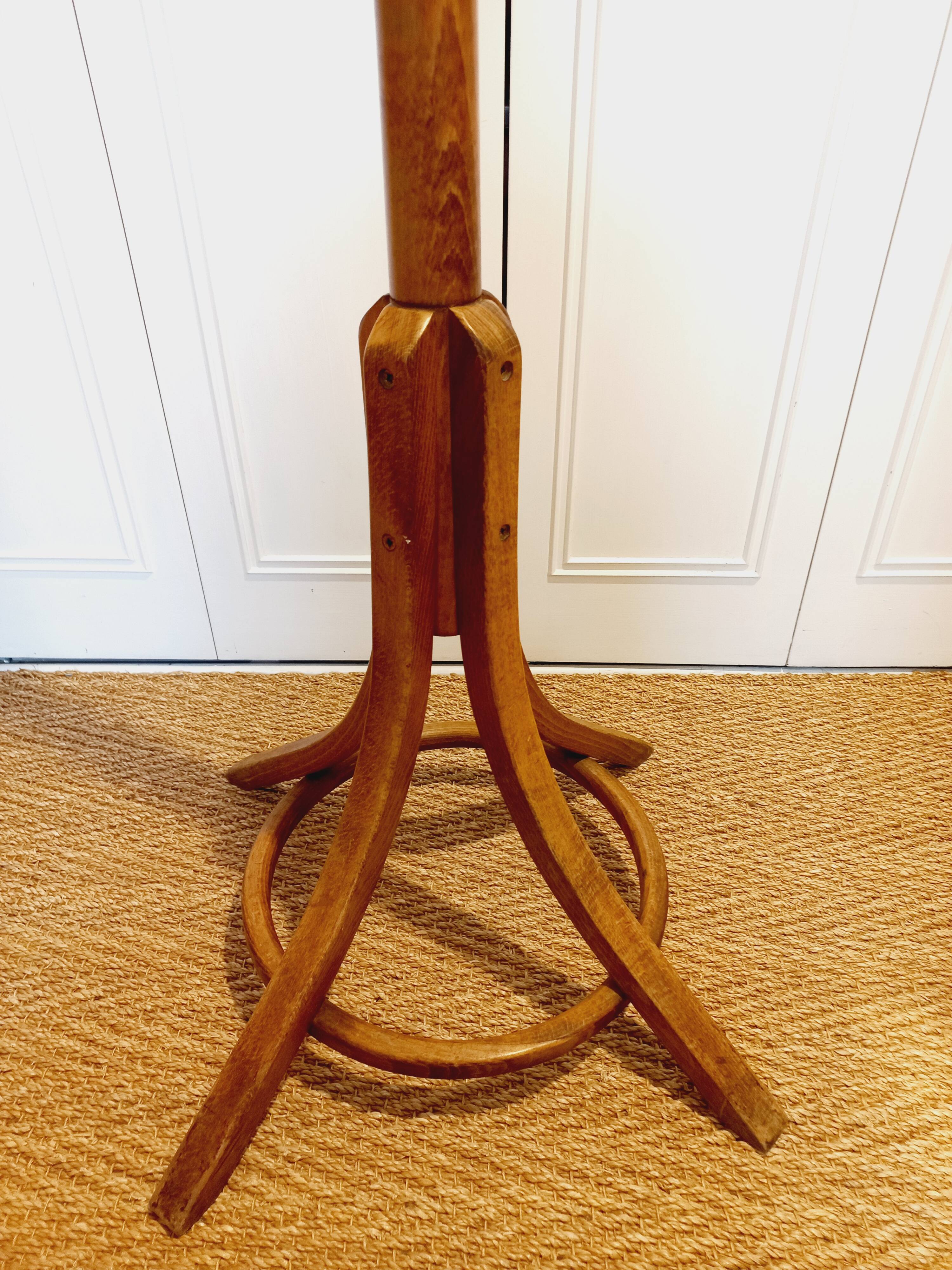 Vintage parrrot coat rack